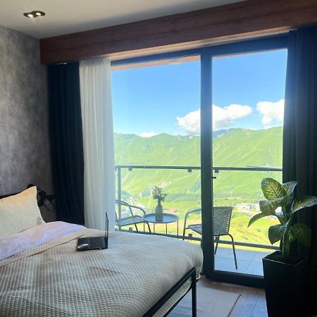 شقة Stuning Views On Mountains, غودوري المظهر الخارجي الصورة
