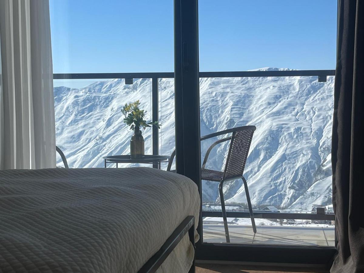 شقة Stuning Views On Mountains, غودوري المظهر الخارجي الصورة